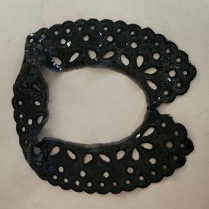 Cära sequin black collar‎
